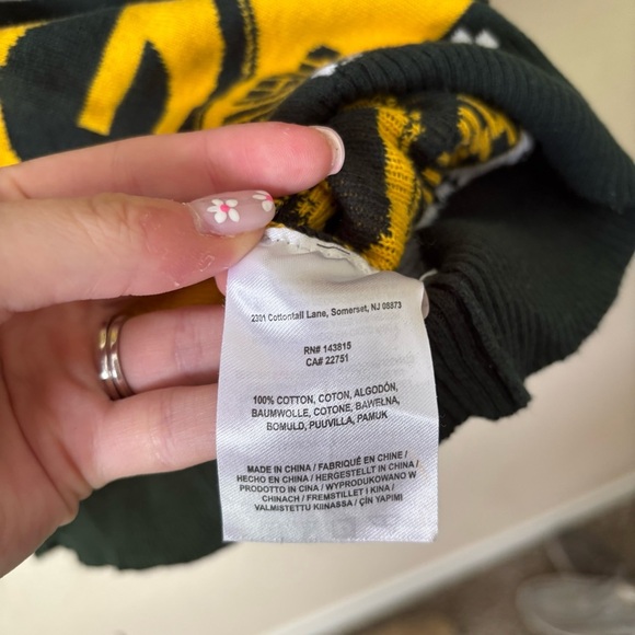NFL Team | Men's Green Bay Packers Ugly Sweater Knit Polo Green/Gold Size Small - Picture 5 of 8